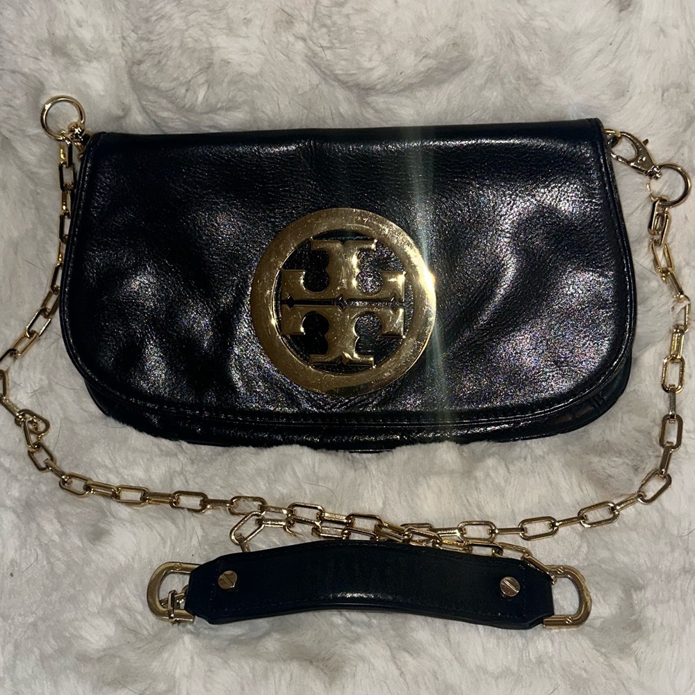 Tory Burch cross body logo purse.